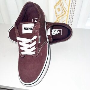 Brand new Vans Atwood suede/canvas Chocolate color lace up